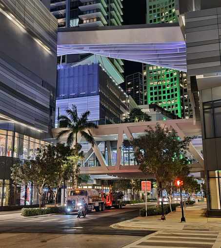 Solicitud de notario móvil 4 Zona de servicio de notario móvil: Brickell